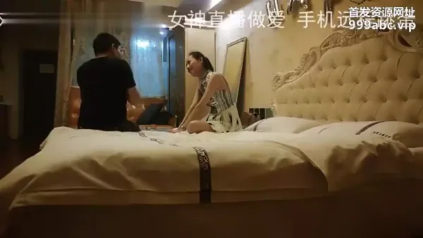 为了孩子拿下女老师！不得不说有老公的女人操起来真爽『完整版看简阶』