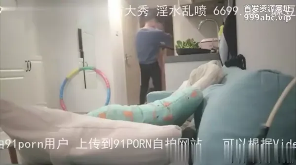 真实强推第一次见面的少妇网友，对话真实场面激烈【约炮地址在简阶网址】