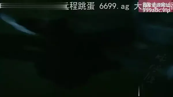 真实校园勾搭良家巨乳大学生，放学宿舍接她外出开房（点击简阶查看）