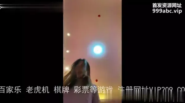 结婚当天婚房与前任伴娘偷情！高潮差点被发现！【后续完整版已上传简界】