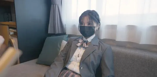 Onlyfans 网黄 nana_taipei 台北娜娜 第一部放出来的JK影片 女高中生和老师的故事！